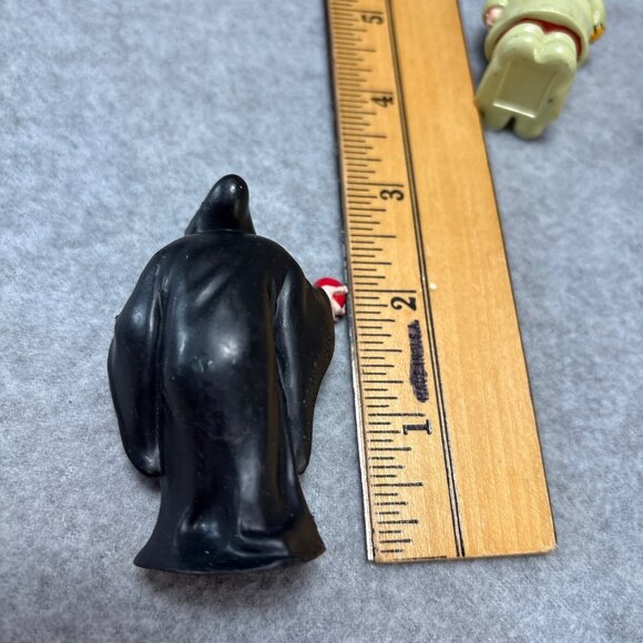 Disney 1993 Snow White & 7 Dwarfs Figurine Set with Evil Queen Rubber Collectibl - Picture 10 of 13